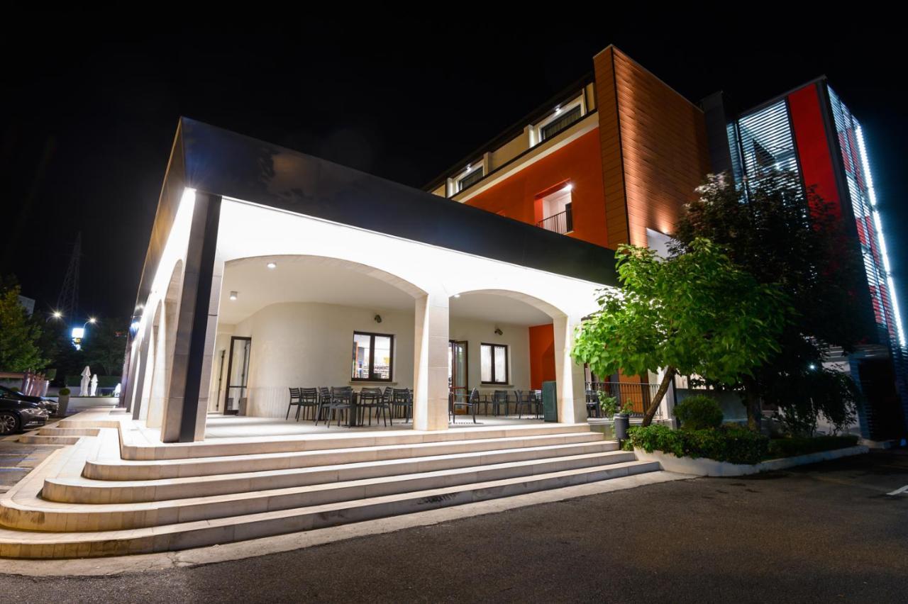 לגונגרו Bhotel מראה חיצוני תמונה